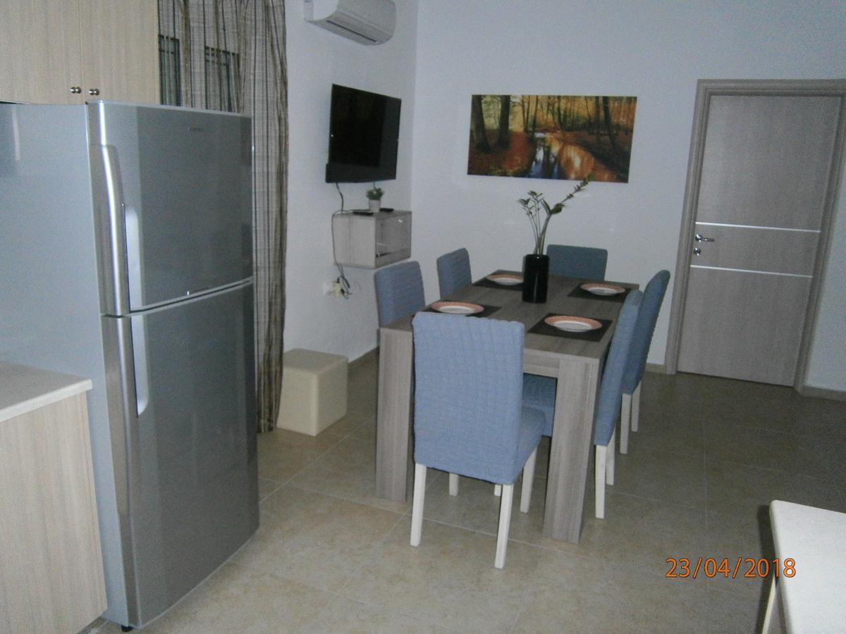 Maria Place Триопетра Екстериор снимка